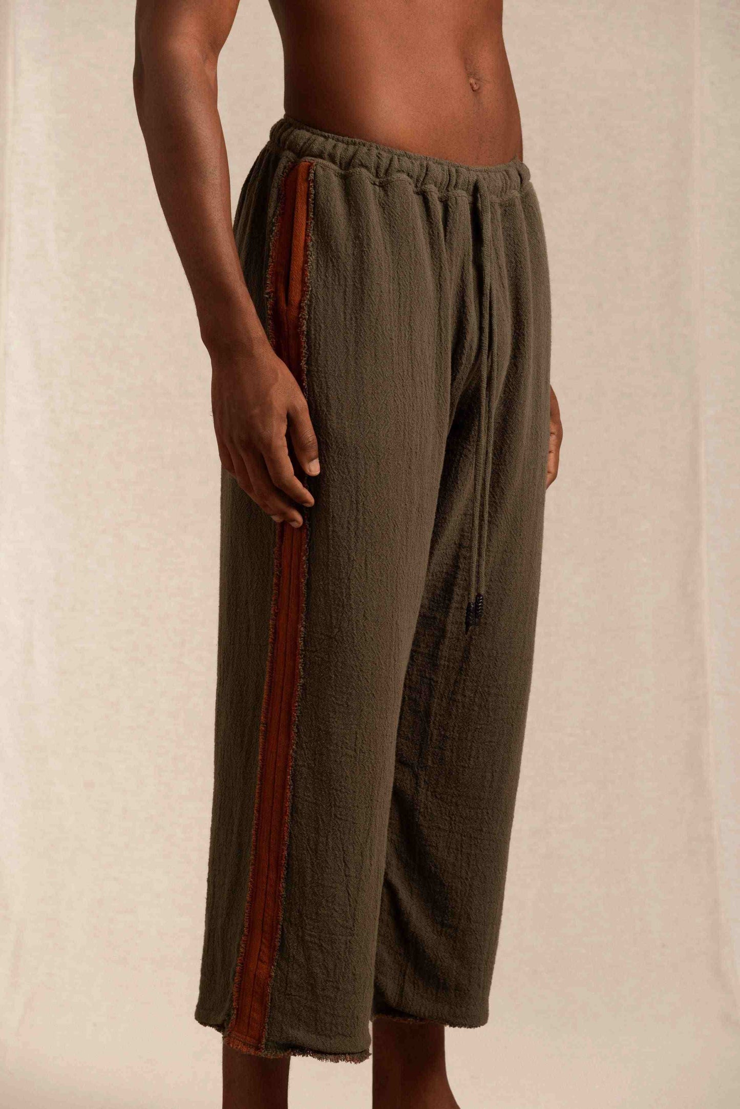 CHAYIKA PANTS - SLATE BLACK / KAOBA