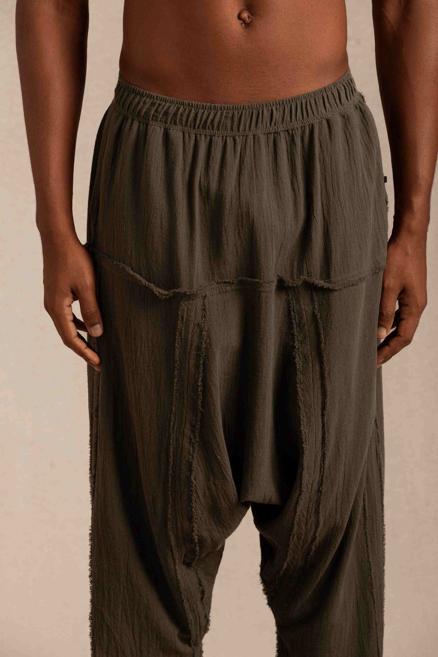 NOHA PANTS - SLATE BLACK
