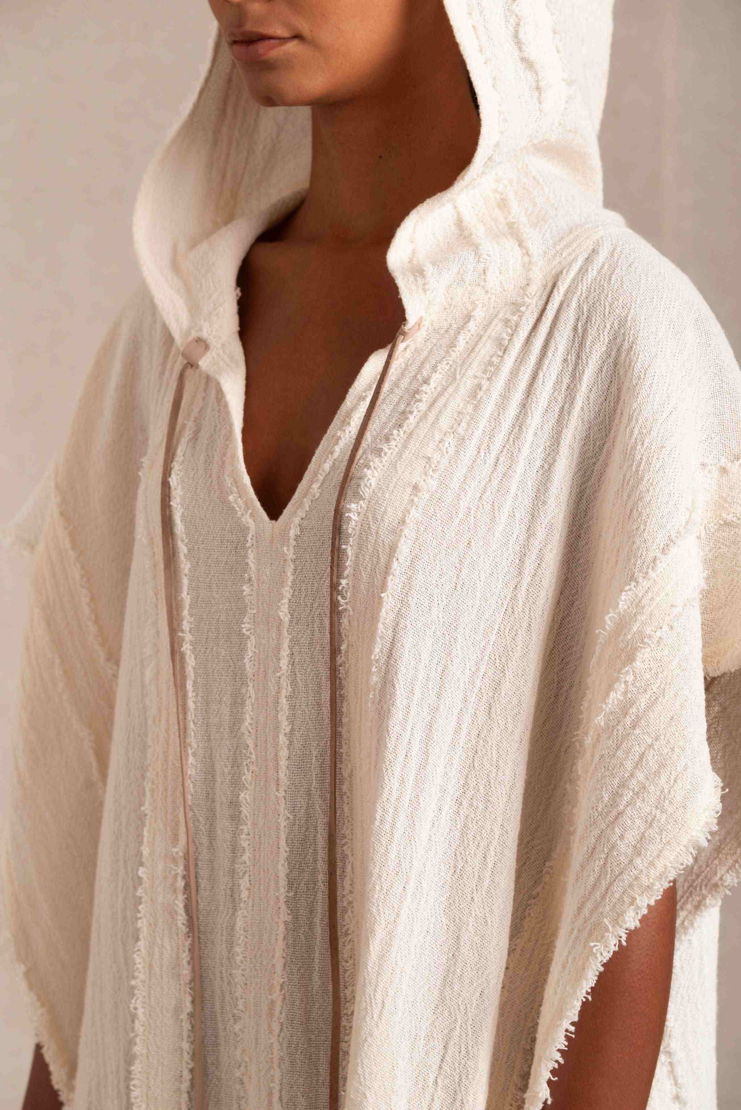Ntuchi Poncho Cotton Jute - Natural