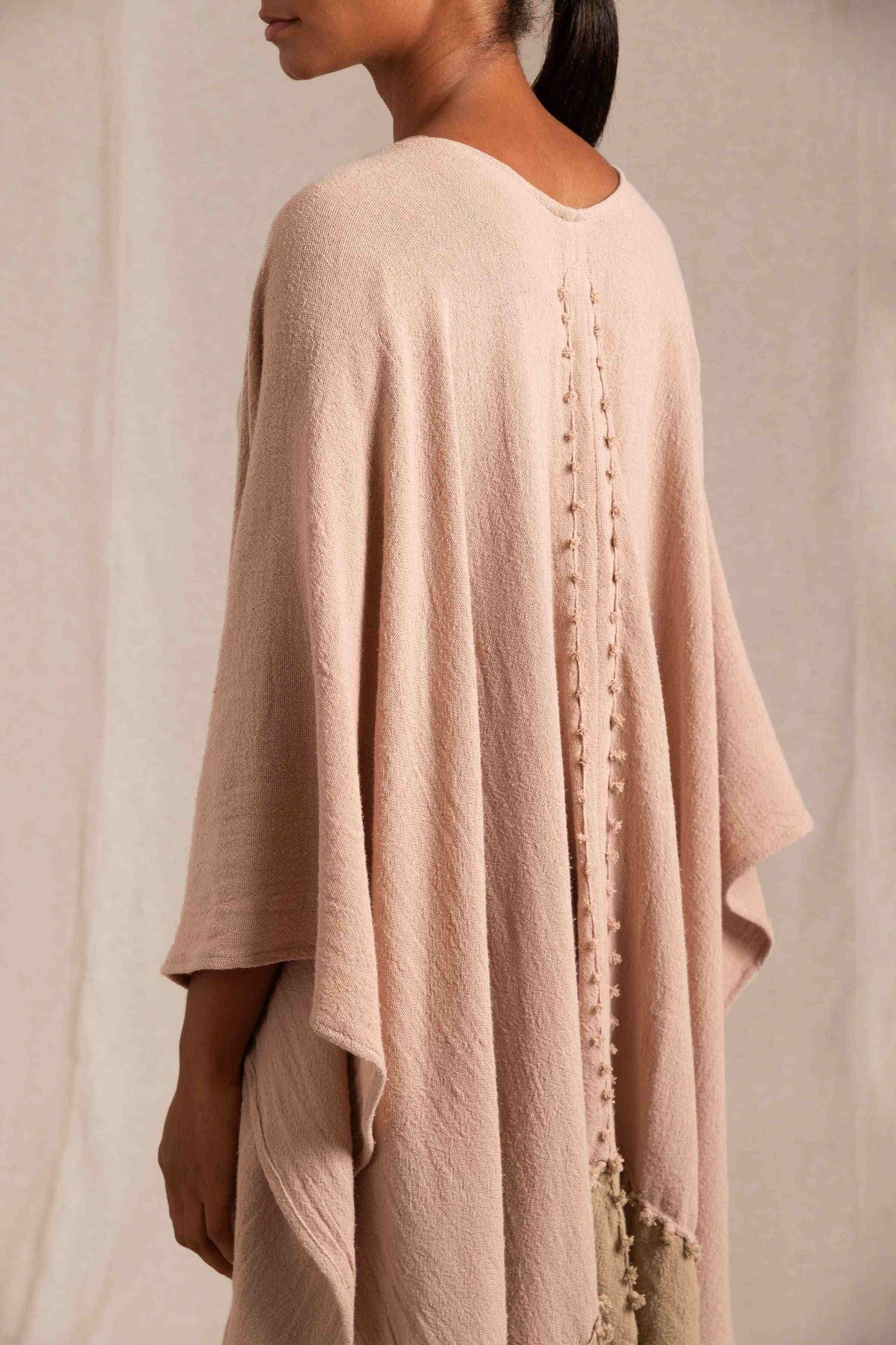 WANPU CAPE - ANTIQUE ROSE / SEPIA TINT