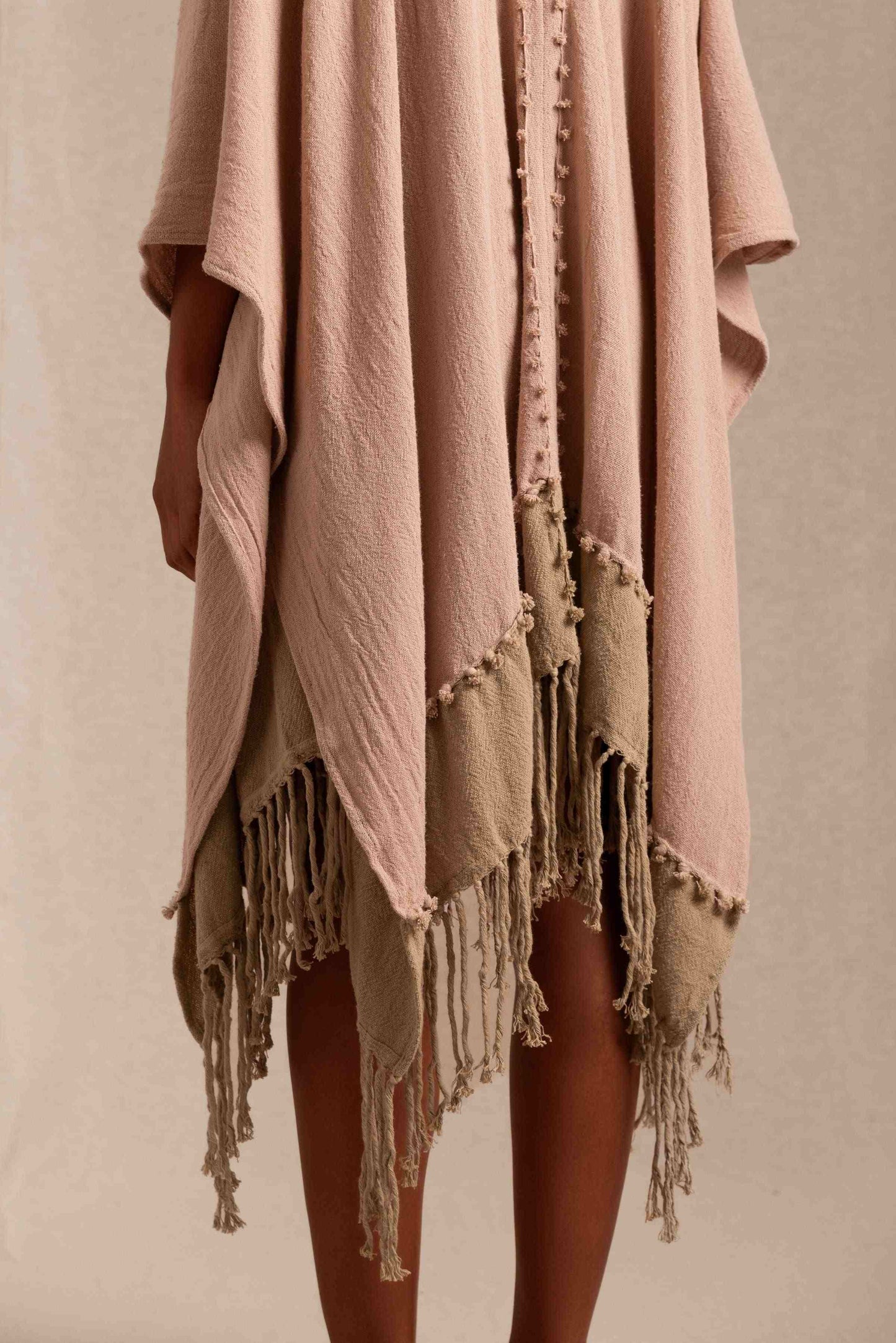 WANPU CAPE - ANTIQUE ROSE / SEPIA TINT
