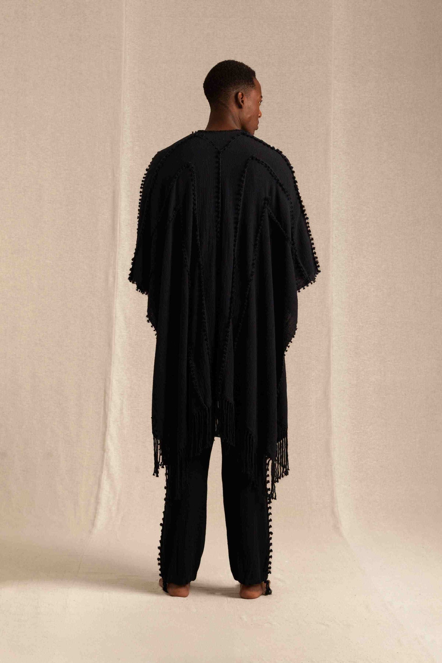 YALCHEN KNOTS CAPE - BLACK