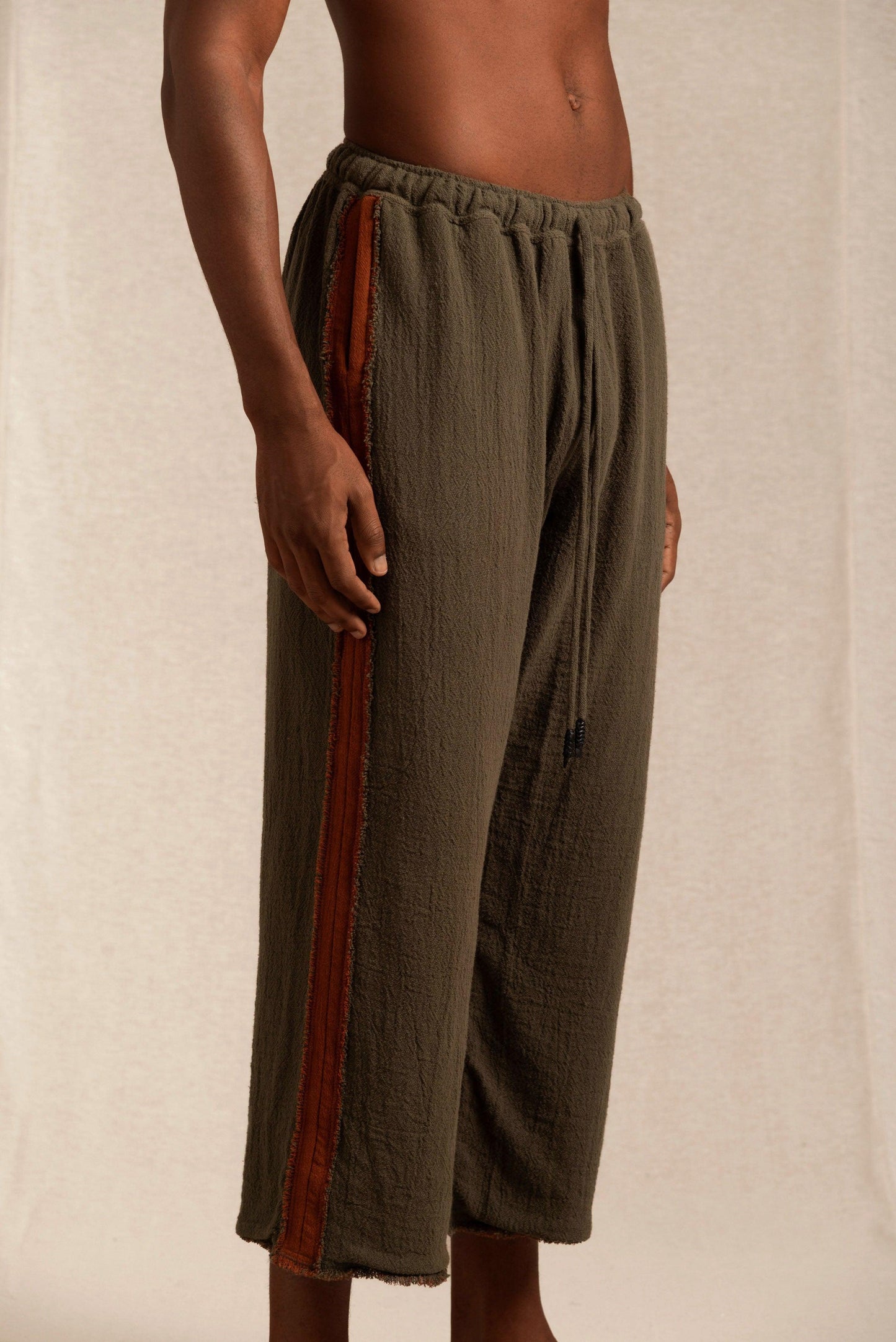 CHAYIKA PANTS - SLATE BLACK / KAOBA