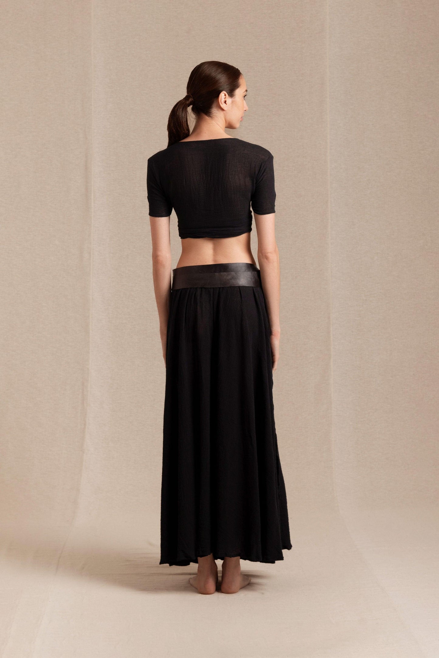 LAHUNCITO TOP - BLACK