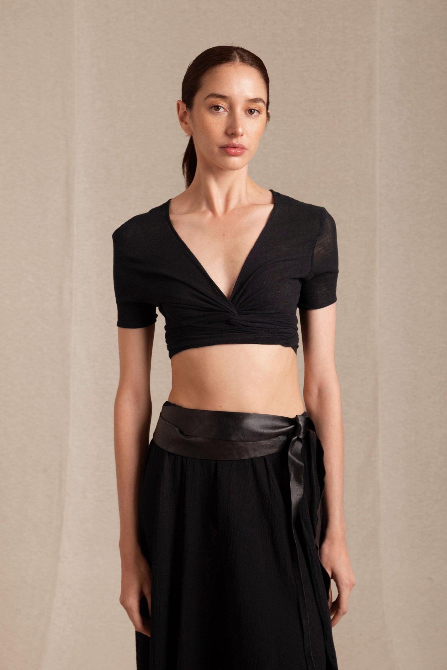 LAHUNCITO TOP - BLACK