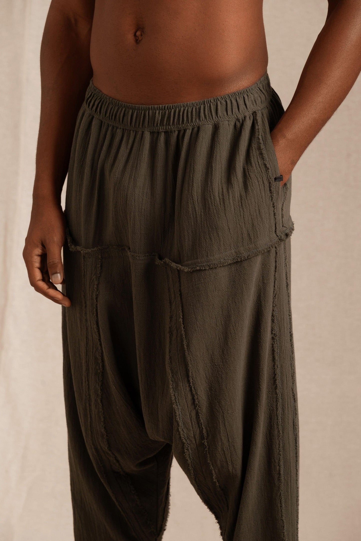 NOHA PANTS - SLATE BLACK