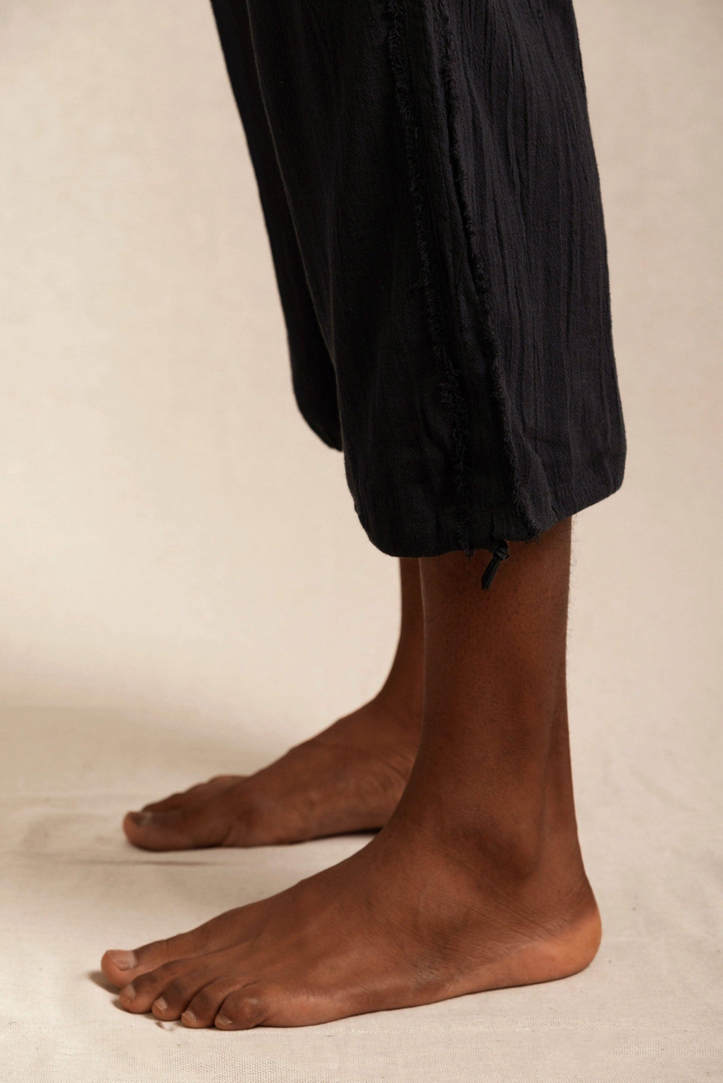 WOLPOCH PANTS - BLACK