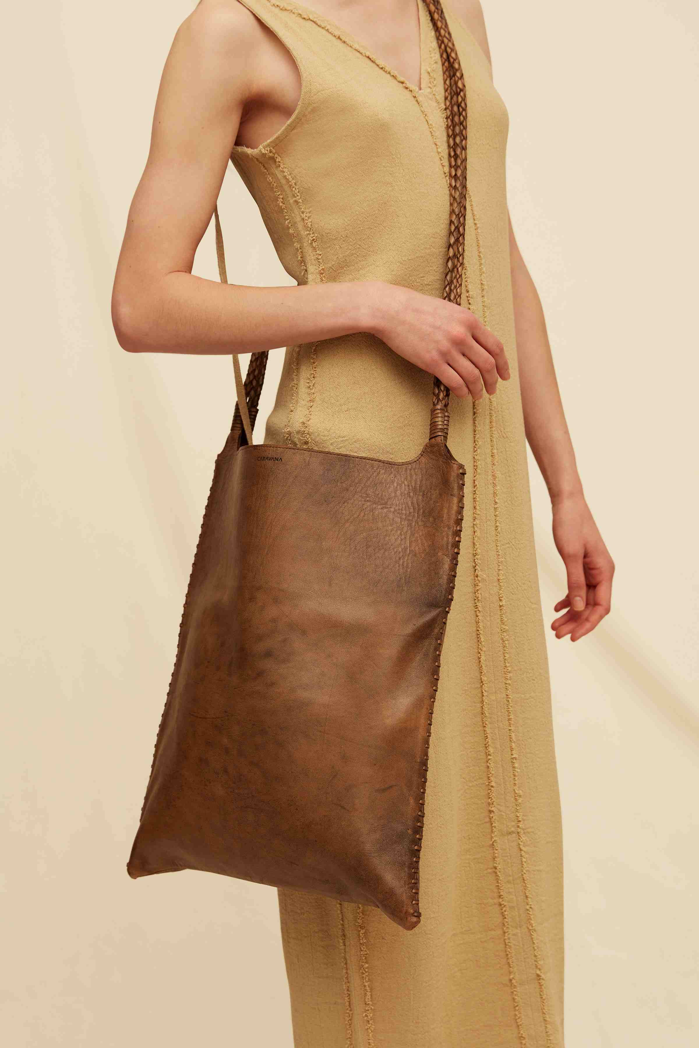 JUUB BAG - DISTRESSED BROWN