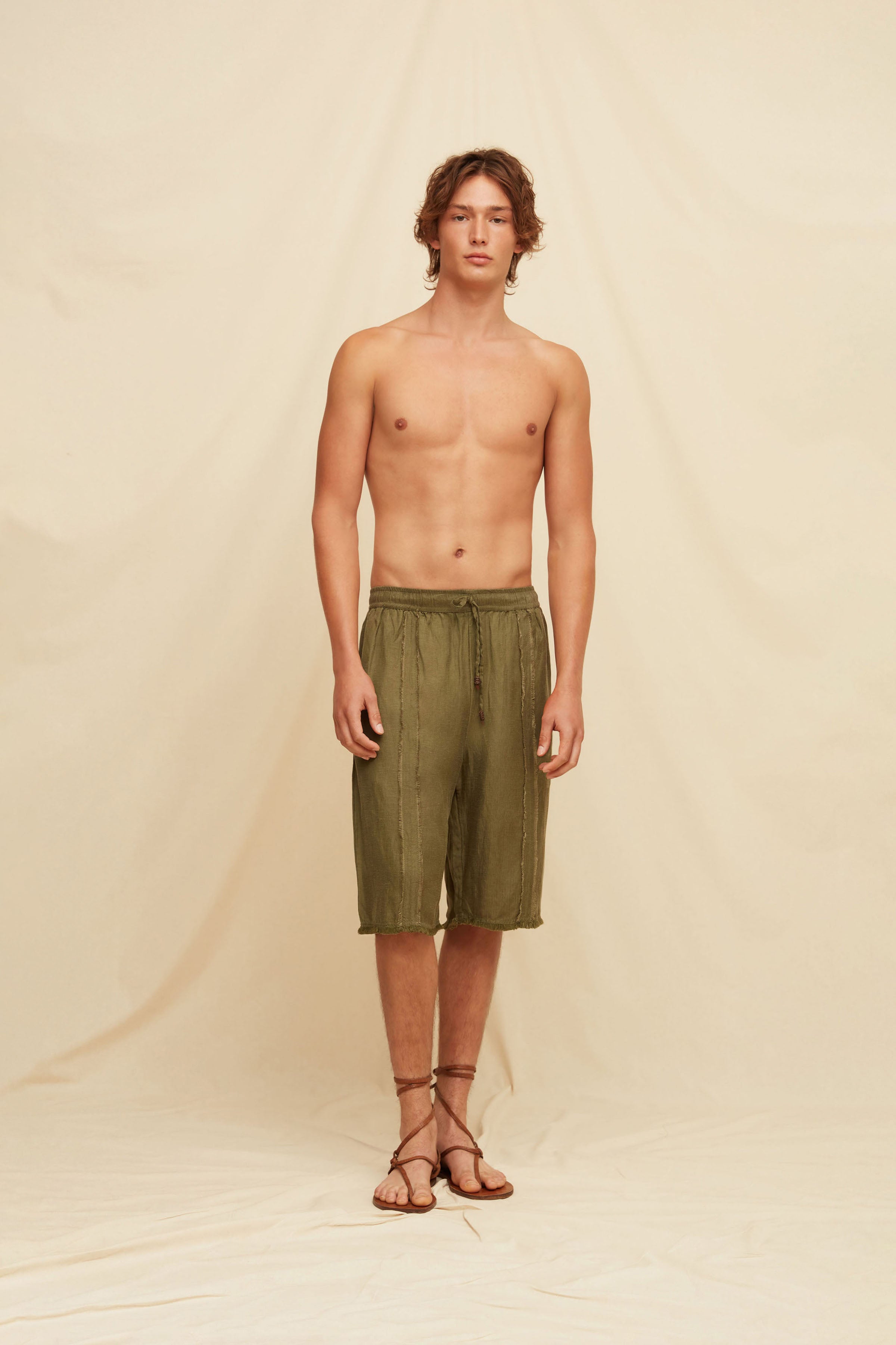 JUUK SHORTS - OLIVE