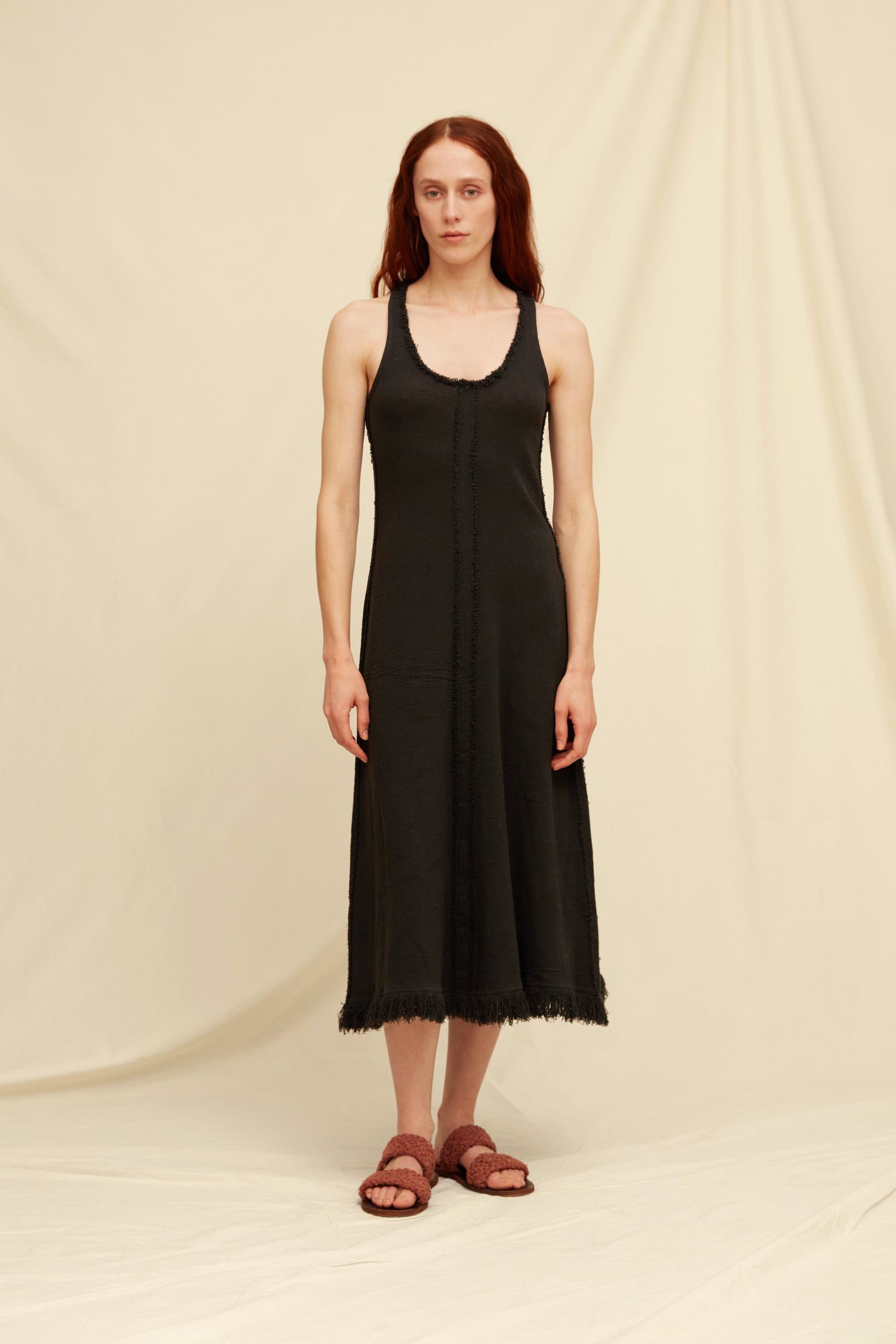 OTSE DRESS - BLACK Hover Image