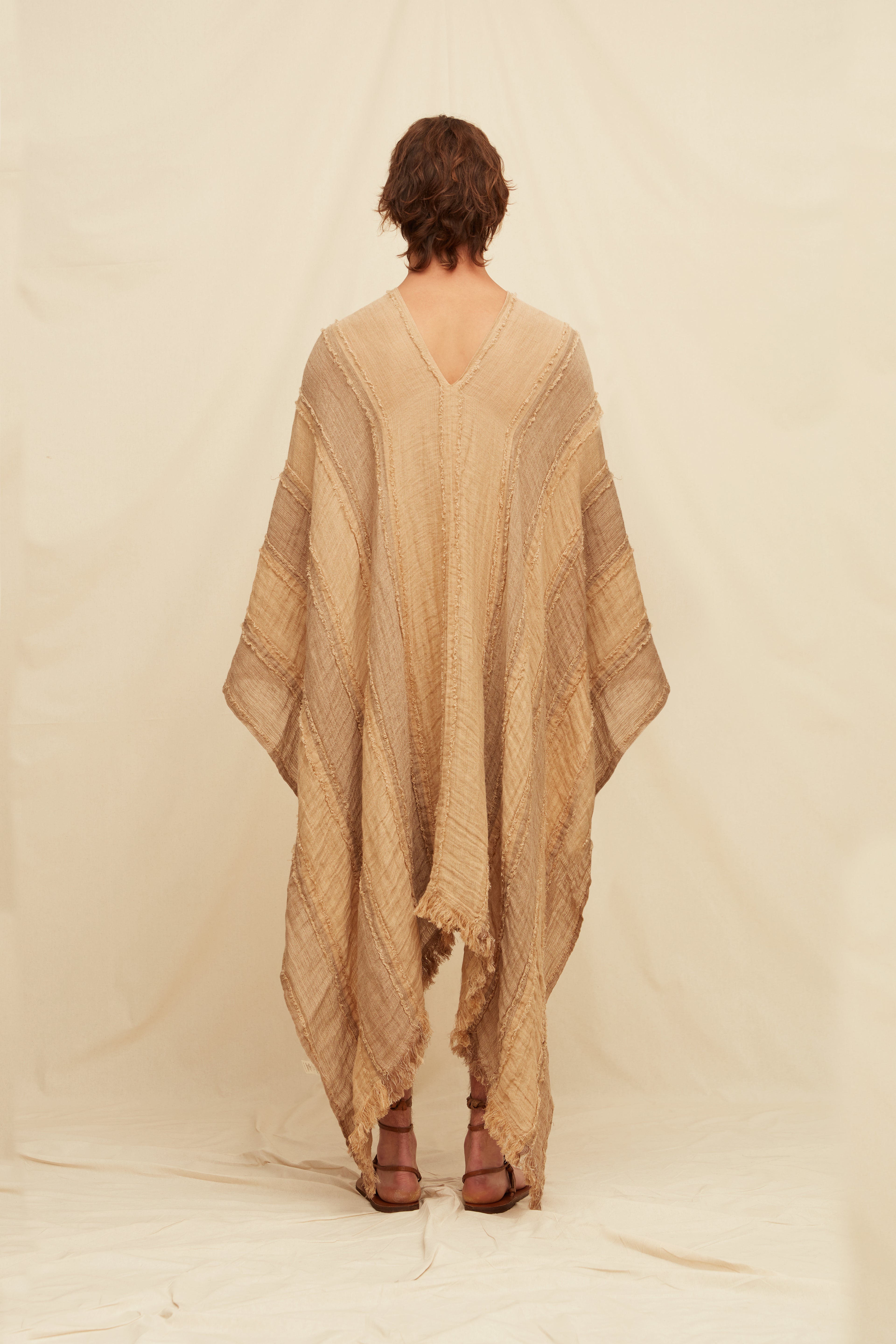 PUYUL LINES CAPE - TAUPE / CLAY