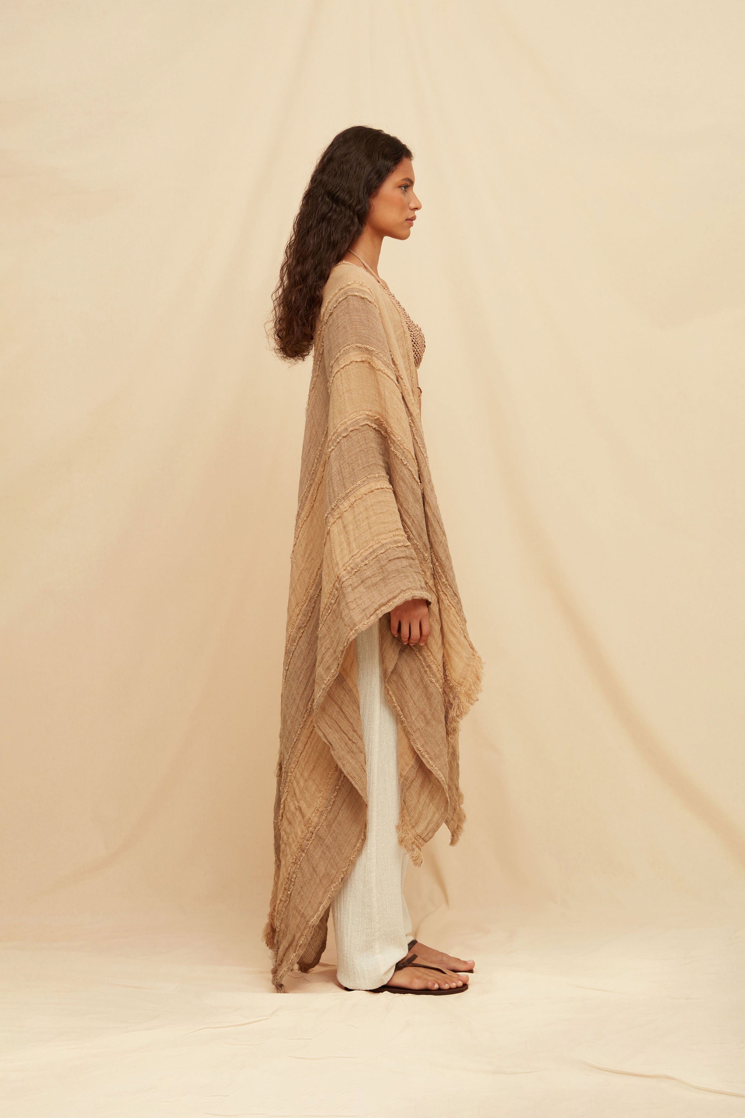 PUYUL LINES CAPE - TAUPE / CLAY